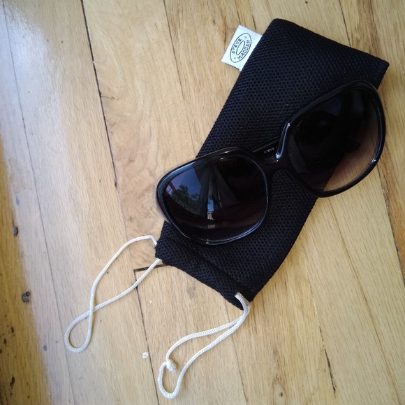Steve Madden Accessories - Steve madden Sunglasses